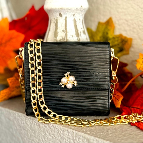 Louis Vuitton Handbags - Louis Vuitton Monogram epi Mannaie Billets Cartes Credit wallet converted